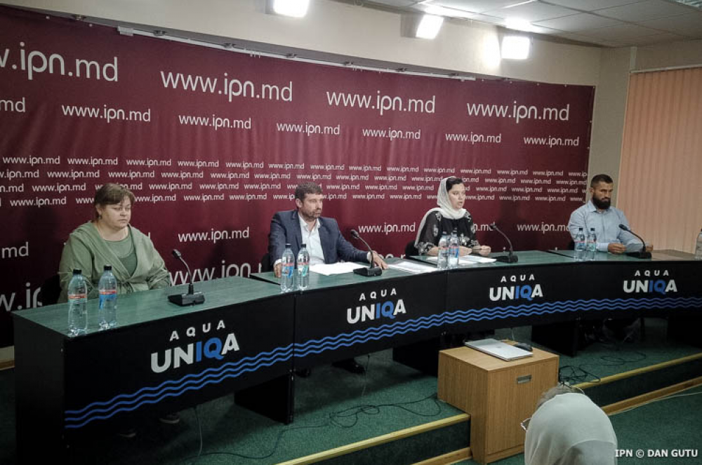 Mai multe ONG-uri consideră discriminatorie testarea profesorilor din cont propriu